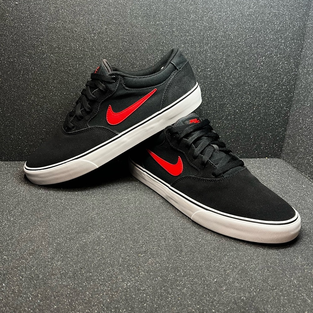 Nike Chron 2 SB Men's Size 10.5 Black Red DM3493-003 Skateboarding Shoes